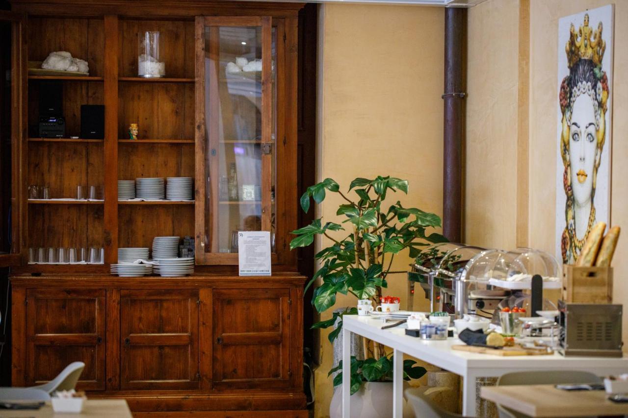 Room Of Andrea Hotel Trapani Exterior photo